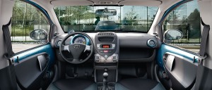 Interior del Toyota Aygo Cool Soda